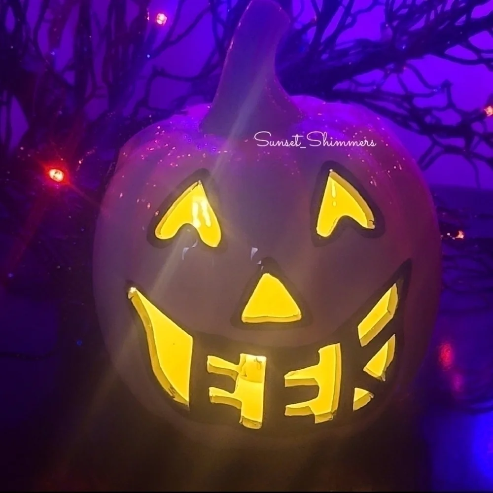 Halloween Light Up Black & White EEK Pumpkin Ceramic JACK O LANTERN NEW